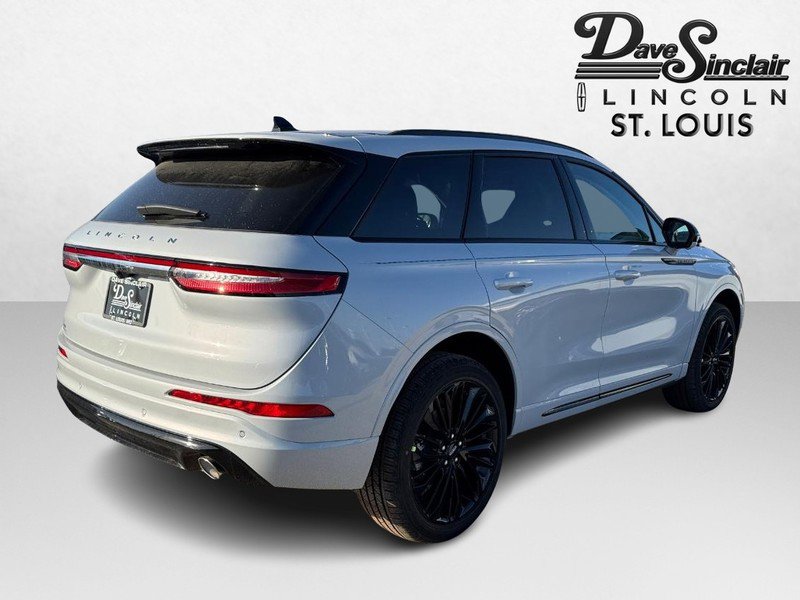 New 2025 Lincoln Corsair Reserve w/ Jet Appearance Package image 5