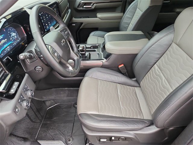 Used 2024 Chevrolet Silverado 1500 ZR2 w/ Technology Package image 19