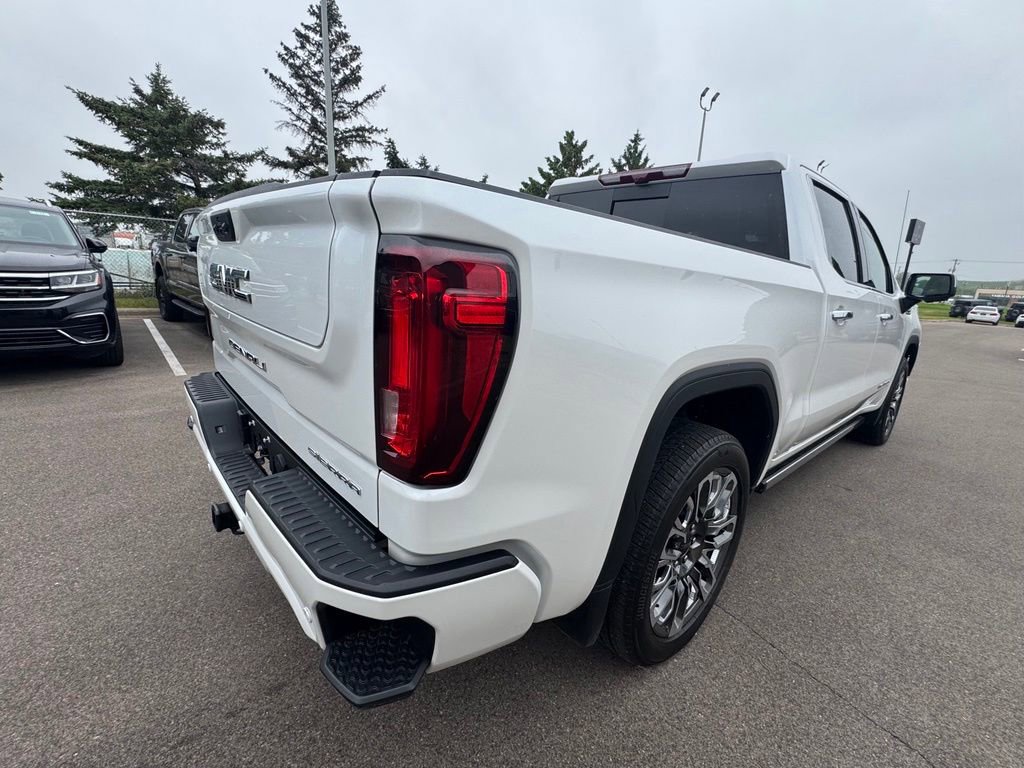 Used 2025 GMC Sierra 1500 Denali Ultimate AWD/4WD image 7