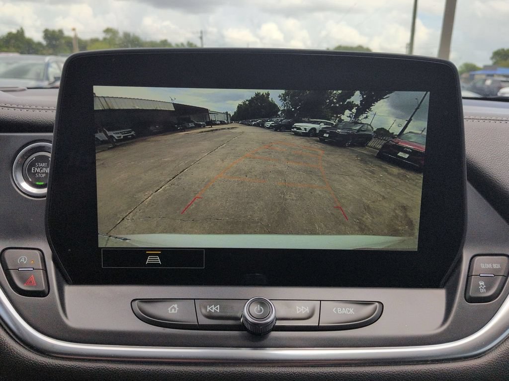 Used 2025 Chevrolet Blazer LT FWD image 17