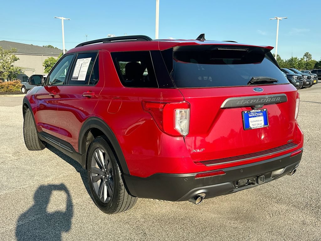 Certified 2023 Ford Explorer XLT w/ Equipment Group 202A RWD image 7