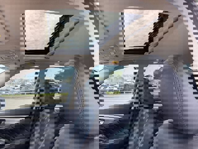 Used 2021 INFINITI Q50 Luxe image 23