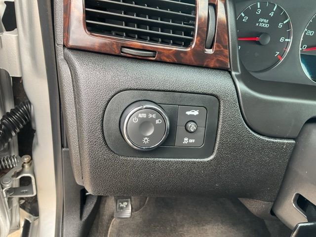 Used 2012 Chevrolet Impala LT w/ LT Sunroof Package image 8