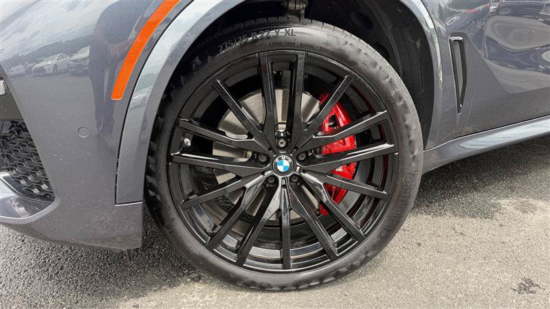 Used 2022 BMW X5 M50i AWD/4WD image 15
