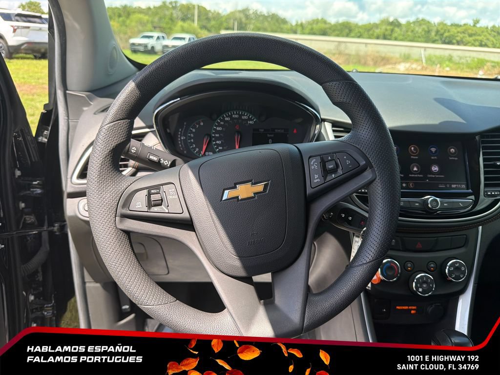 Used 2022 Chevrolet Trax LS w/ Tint and Cruise Package FWD image 13