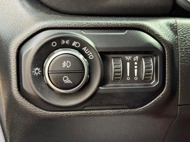 Used 2022 Jeep Gladiator Overland image 24