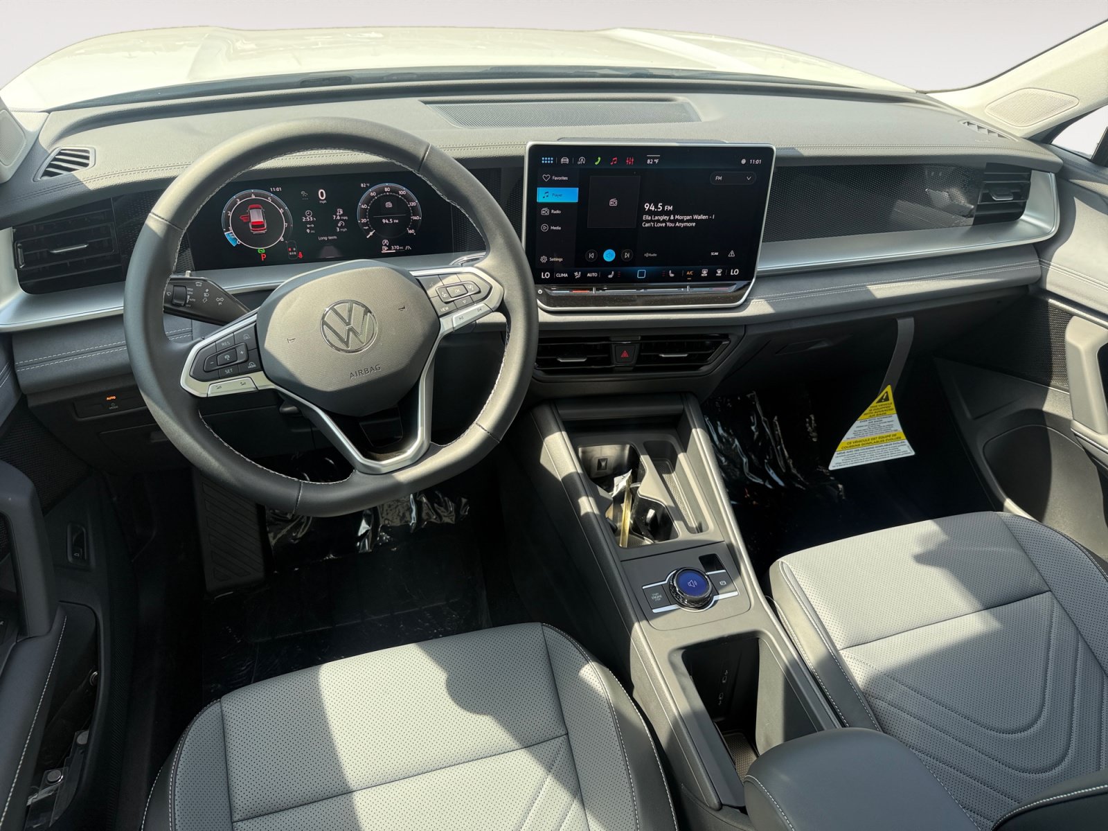 New 2026 Volkswagen Tiguan SE AWD/4WD image 15