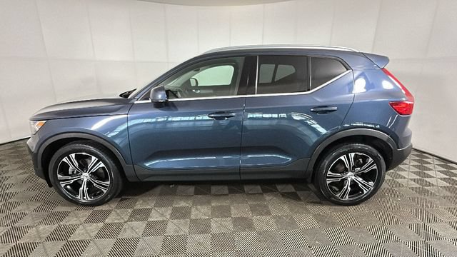 Used 2021 Volvo XC40 T5 Inscription w/ Climate Package AWD/4WD image 5
