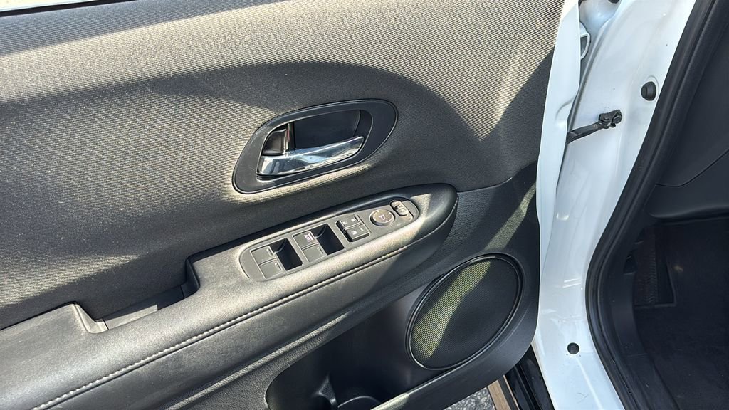 Used 2022 Honda HR-V Sport image 14