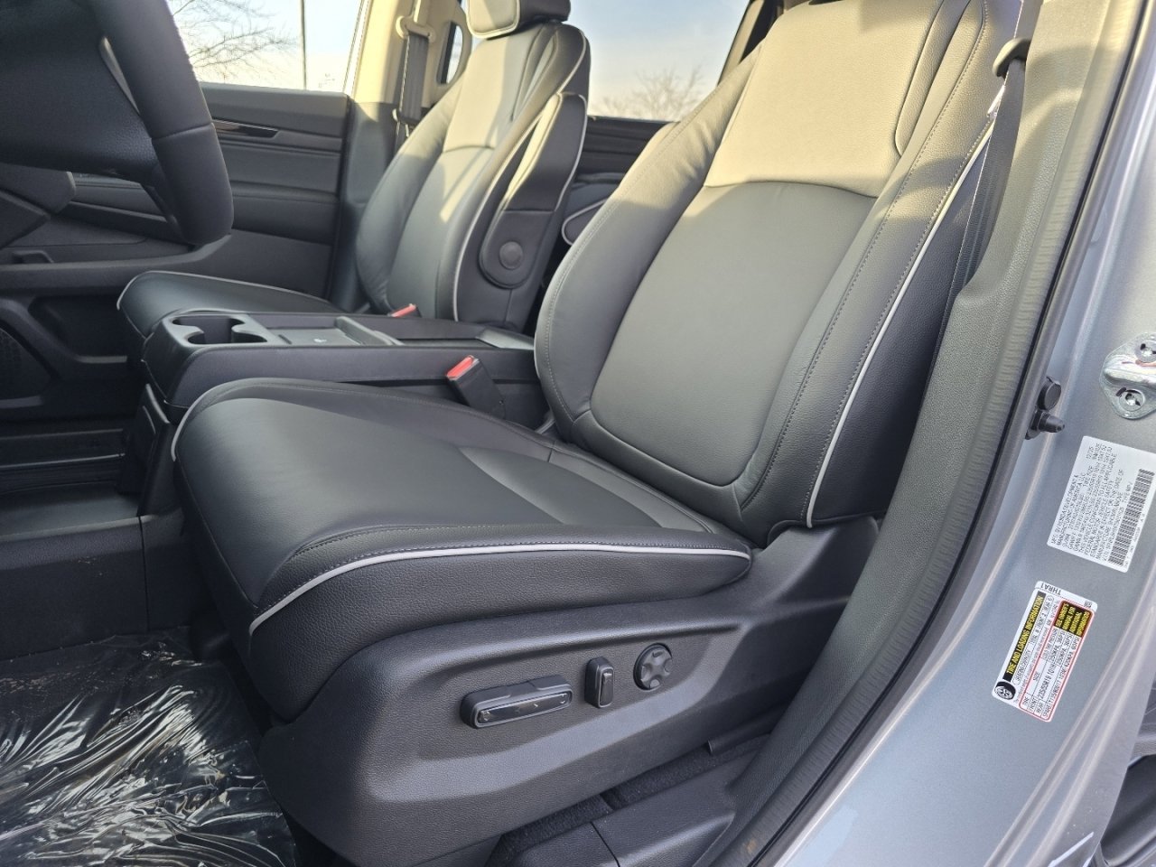 New 2026 Honda Odyssey Touring image 23