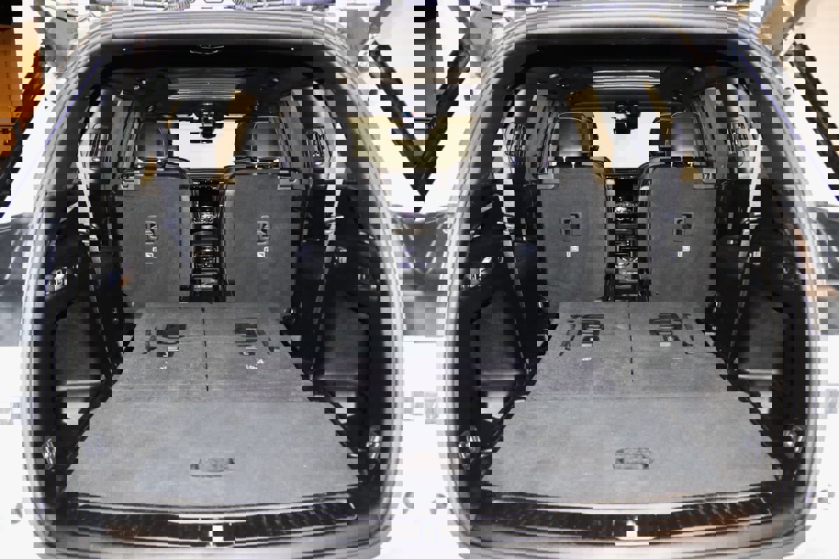 Used 2024 Jeep Grand Cherokee L Limited w/ Luxury Tech Group II image 66