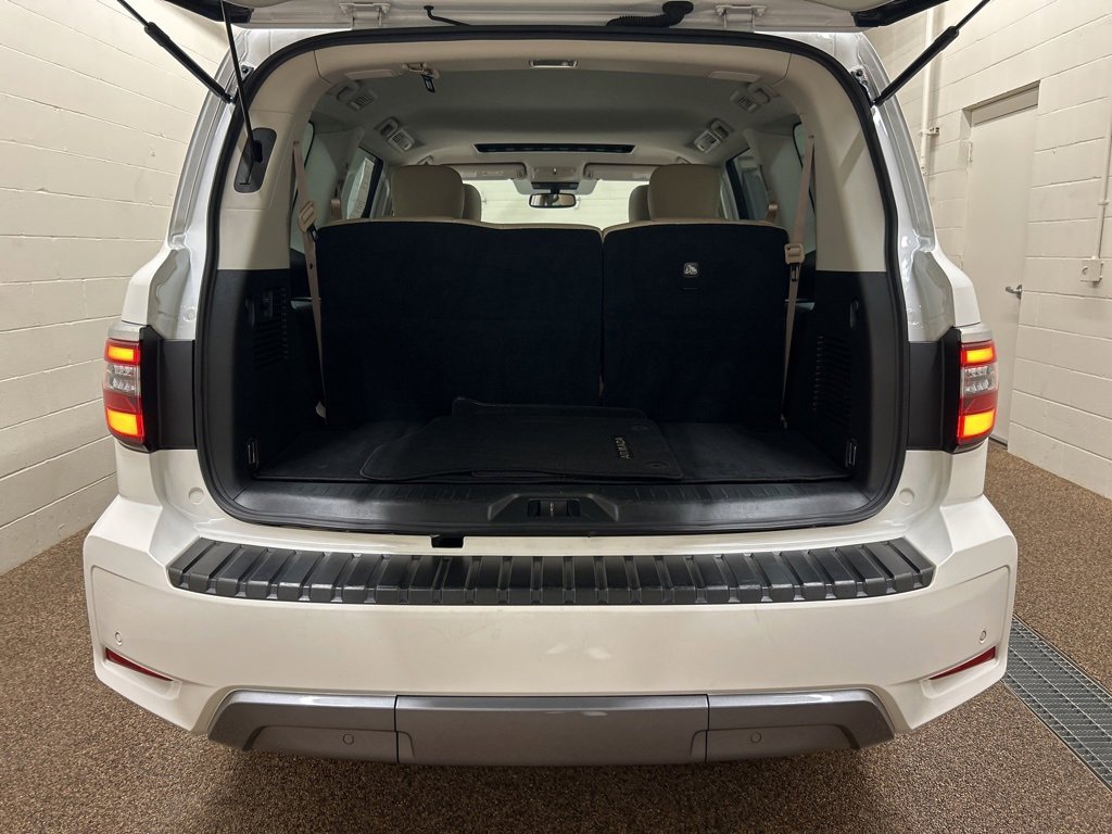 Used 2022 Nissan Armada SL w/ Captain's Chairs Package image 15