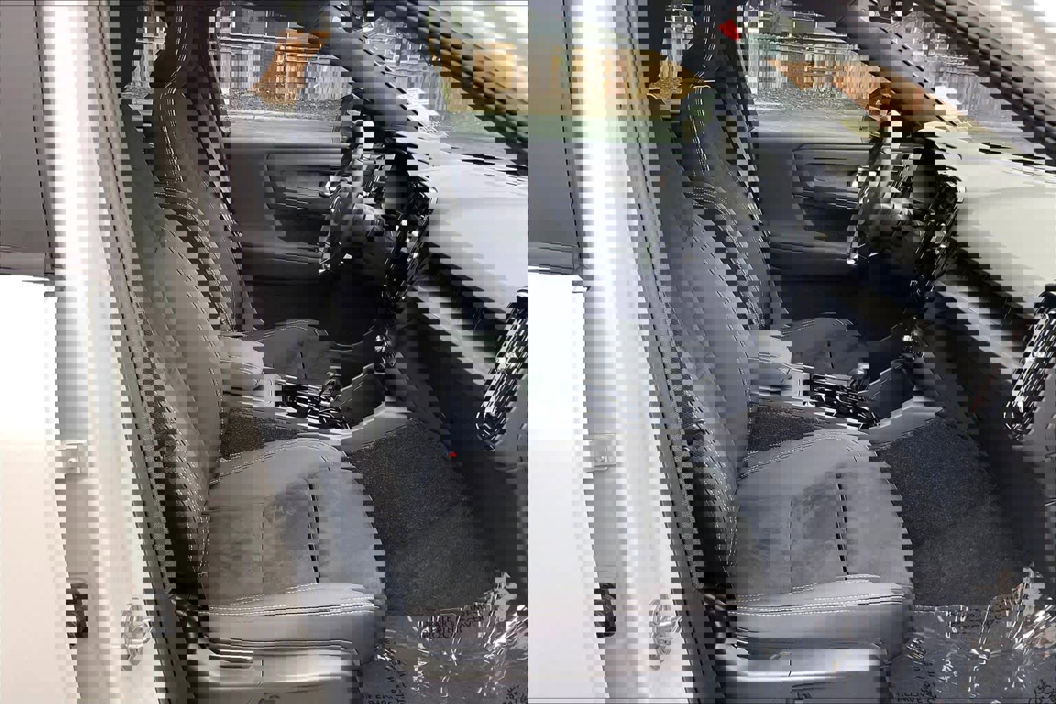 Used 2023 Volvo C40 P8 Recharge Ultimate image 10