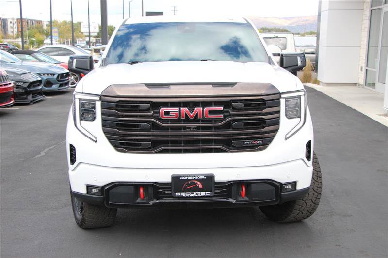 Used 2022 GMC Sierra 1500 AT4X image 2