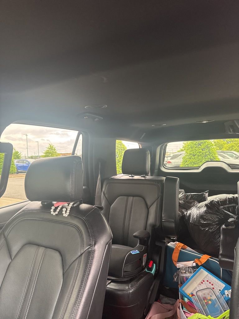 Used 2020 Ford Expedition Limited RWD image 4
