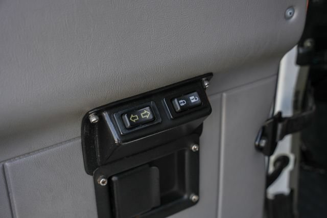 Used 2001 HUMMER H1 4-Door Wagon AWD/4WD image 22