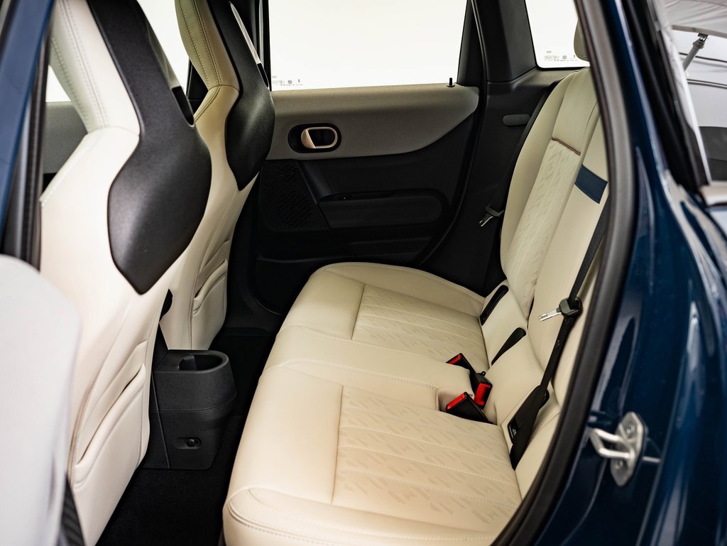 New 2026 MINI Cooper S image 32