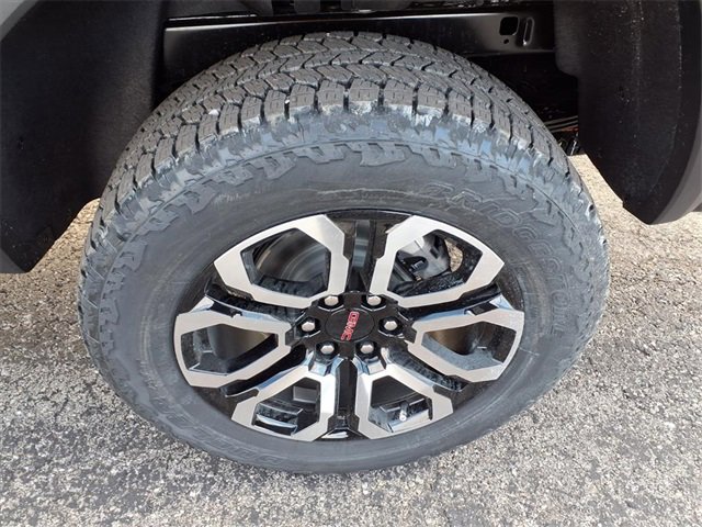 New 2026 GMC Canyon AT4 w/ Technology Plus Package image 33