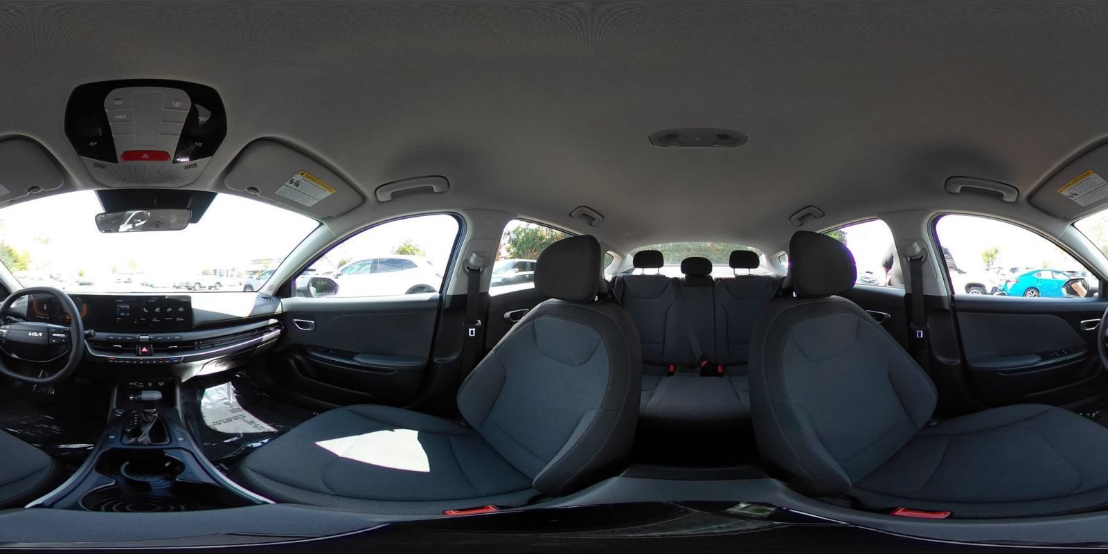 Used 2025 Kia K4 FWD image 43