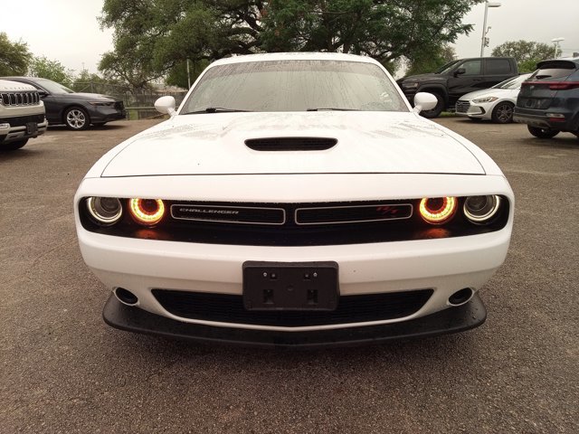 Used 2023 Dodge Challenger R/T image 2