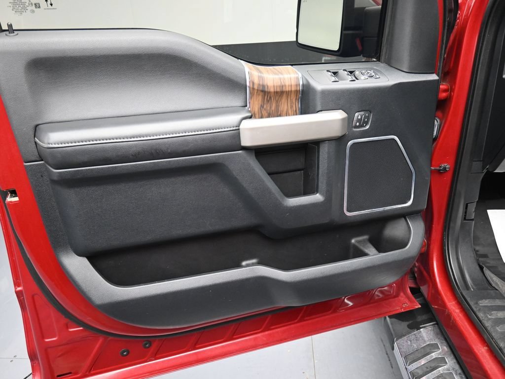 Used 2020 Ford F150 Lariat w/ Equipment Group 502A Luxury AWD/4WD image 19