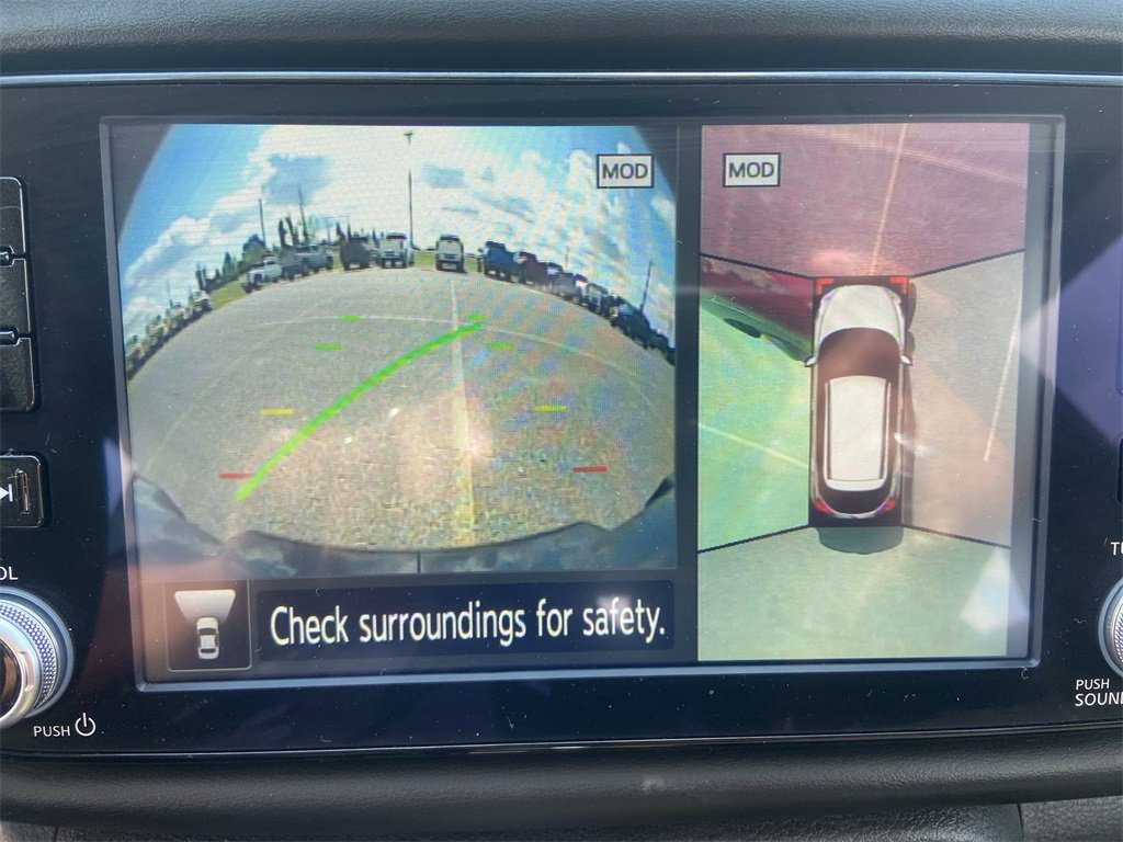 Used 2021 Nissan Kicks SR image 14