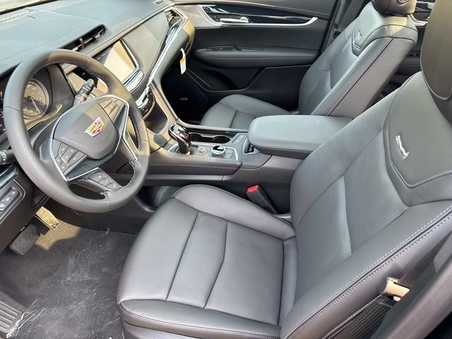 New 2026 Cadillac XT5 Premium Luxury w/ Driver Assist Package AWD/4WD image 19
