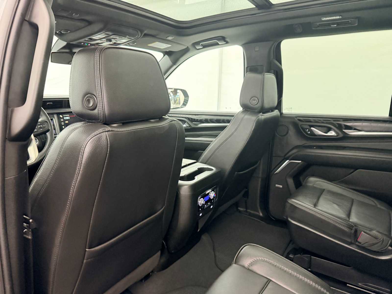 Used 2023 GMC Yukon Denali image 21