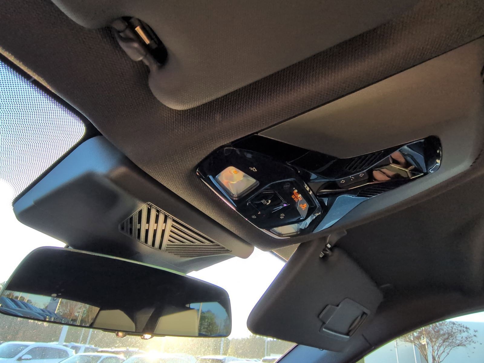 Used 2025 BMW X1 xDrive28i image 26