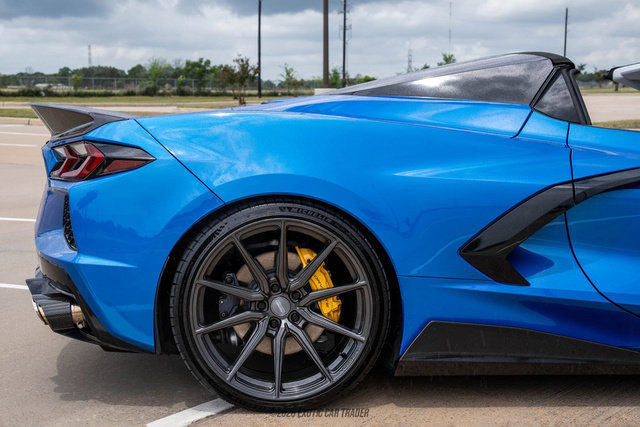 Used 2024 Chevrolet Corvette Stingray Premium Conv w/ Stealth Interior Trim Package RWD image 10