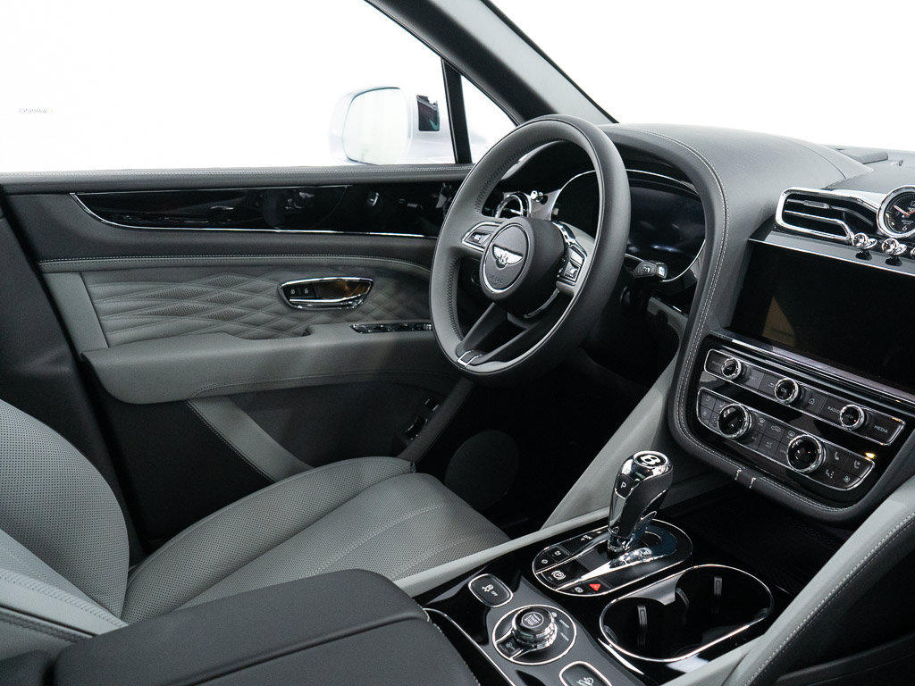 New 2026 Bentley Bentayga Extended Wheelbase AWD/4WD image 29