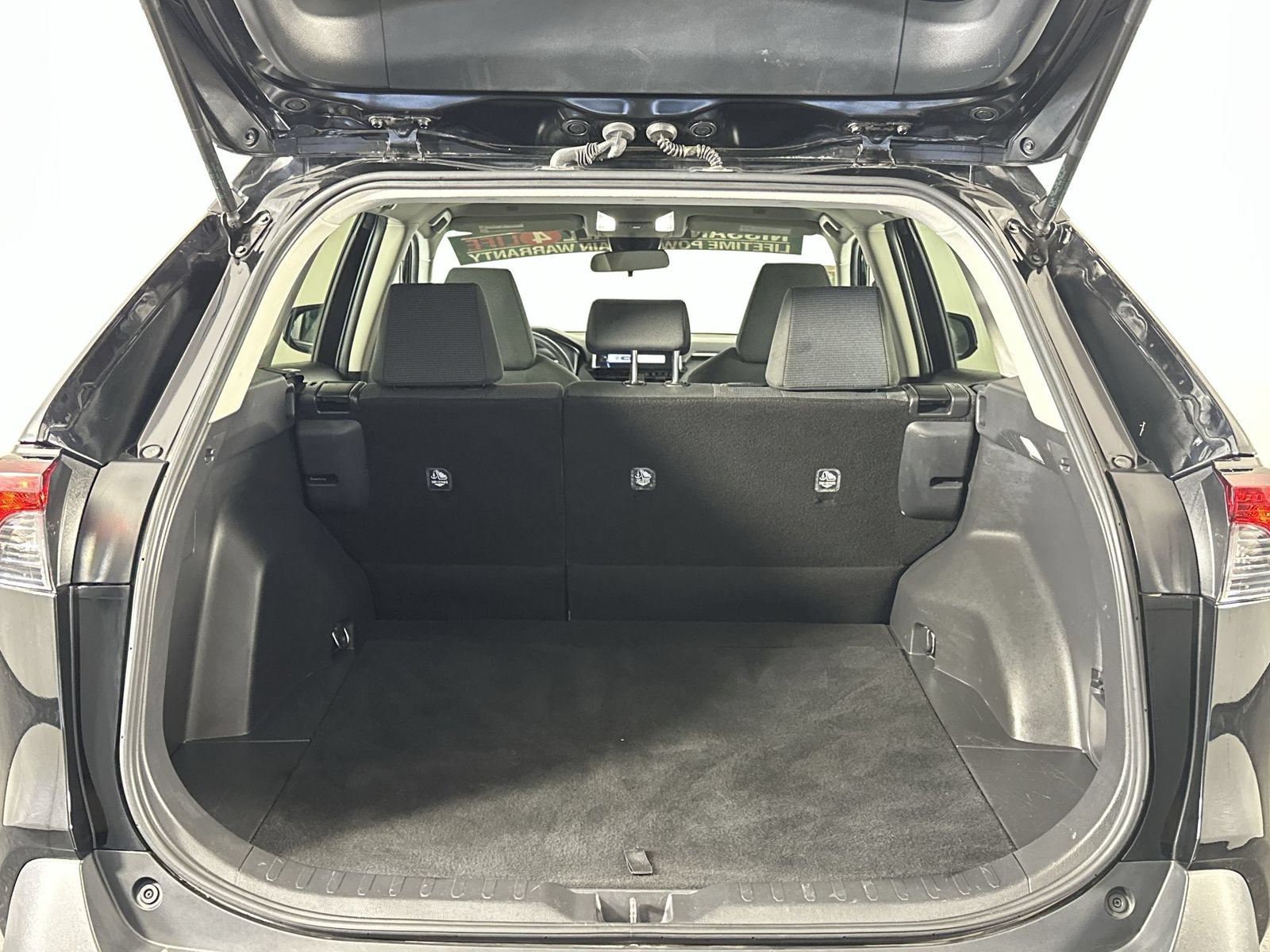 Used 2024 Toyota RAV4 LE FWD image 24