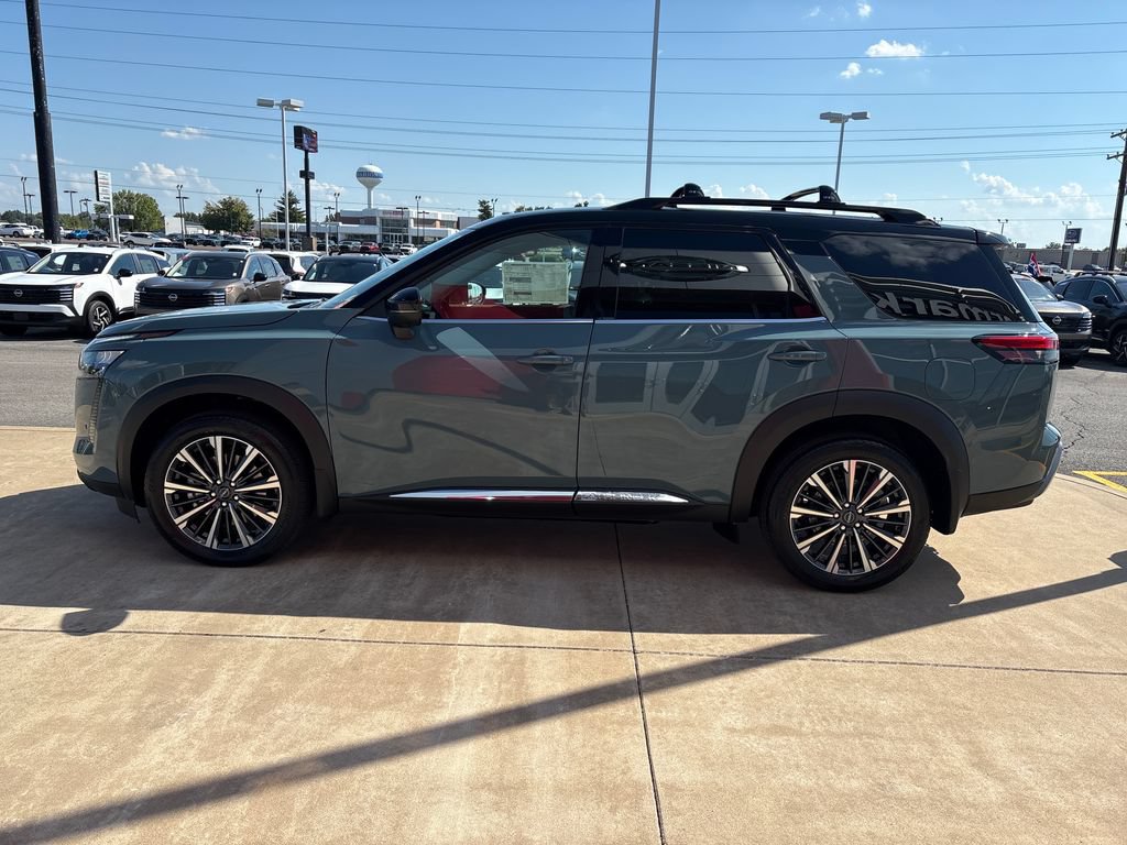 New 2026 Nissan Pathfinder Platinum AWD/4WD image 2