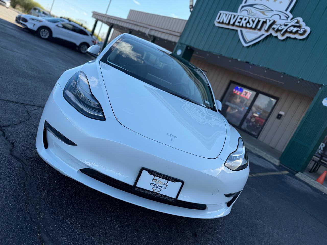 Used 2023 Tesla Model 3 Standard Range image 9