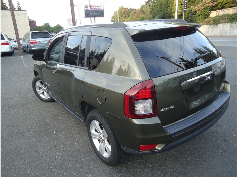 Used 2015 Jeep Compass Sport w/ Power Value Group AWD/4WD image 8