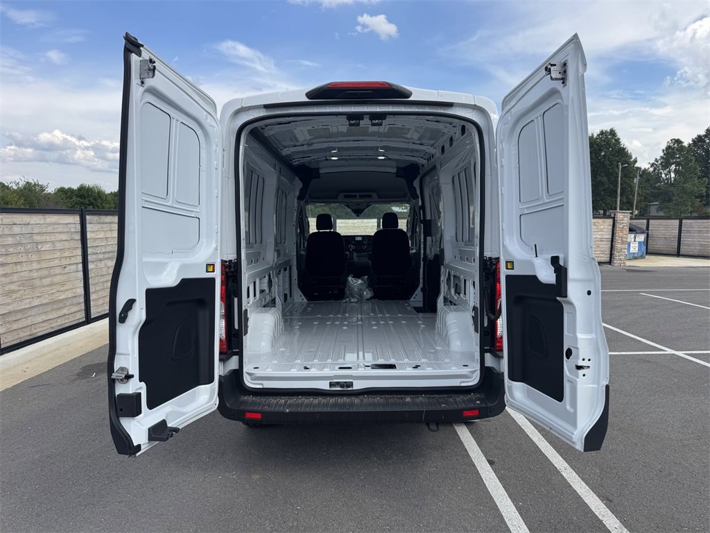 New 2025 Ford Transit 150 148 Medium Roof image 22