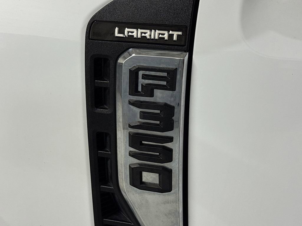 Used 2025 Ford F350 Lariat AWD/4WD image 11