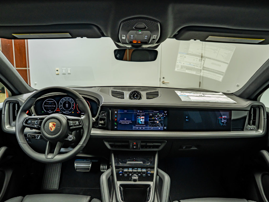 New 2026 Porsche Cayenne Coupe AWD/4WD image 6