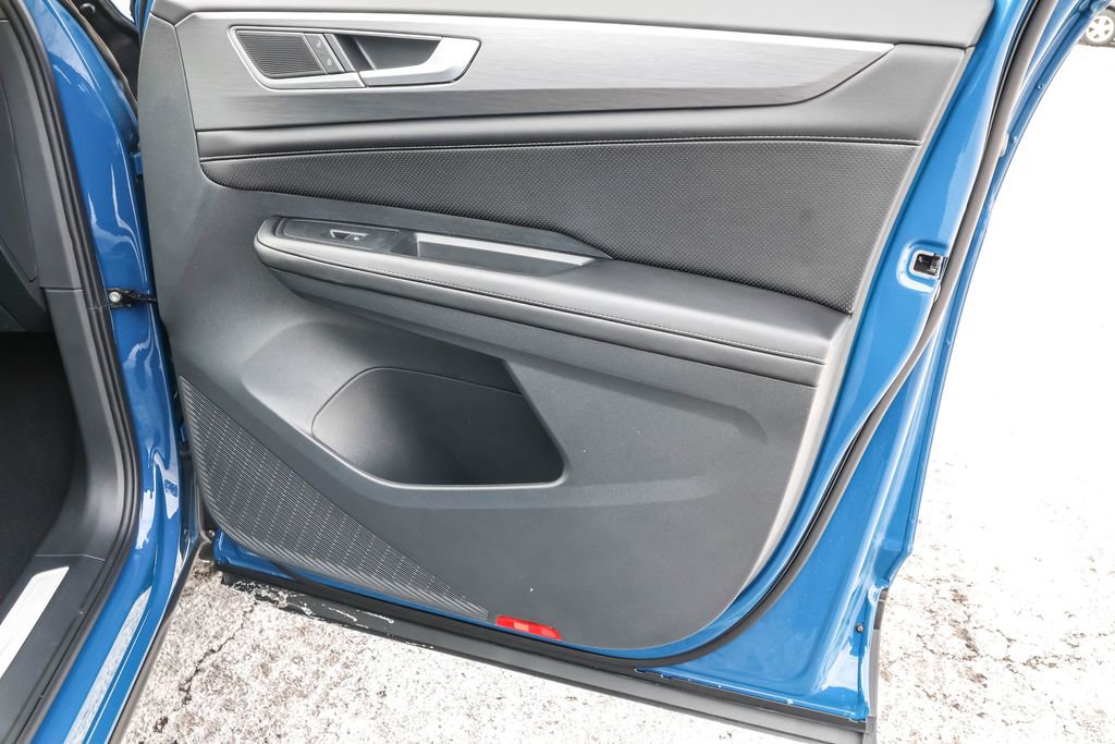 New 2026 Volkswagen Atlas Cross Sport SE image 46