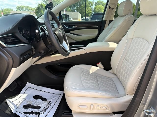 Certified 2024 Buick Enclave Avenir w/ Avenir Technology Package FWD image 27