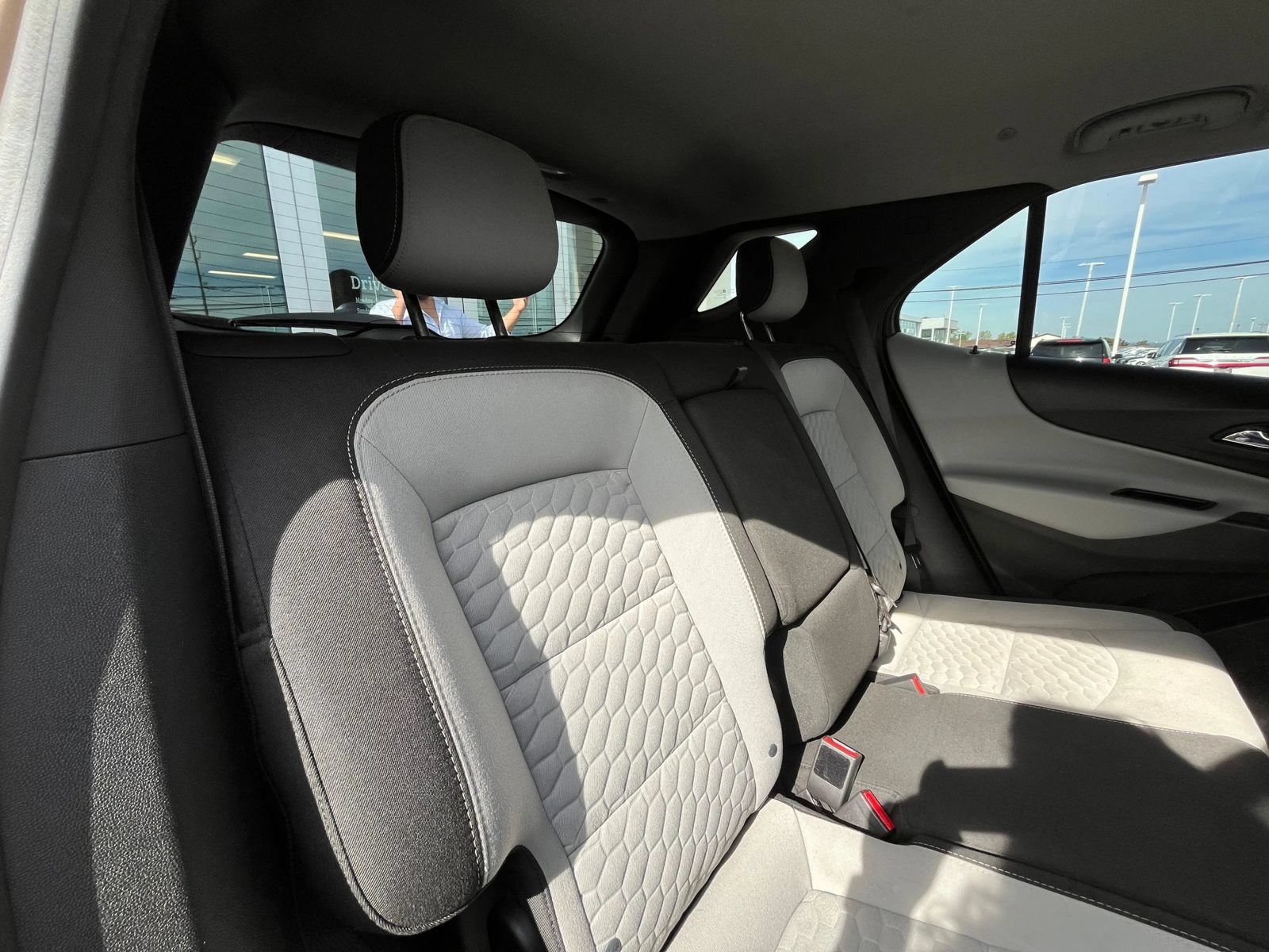 Used 2019 Chevrolet Equinox LS w/ LS Convenience Package FWD image 37