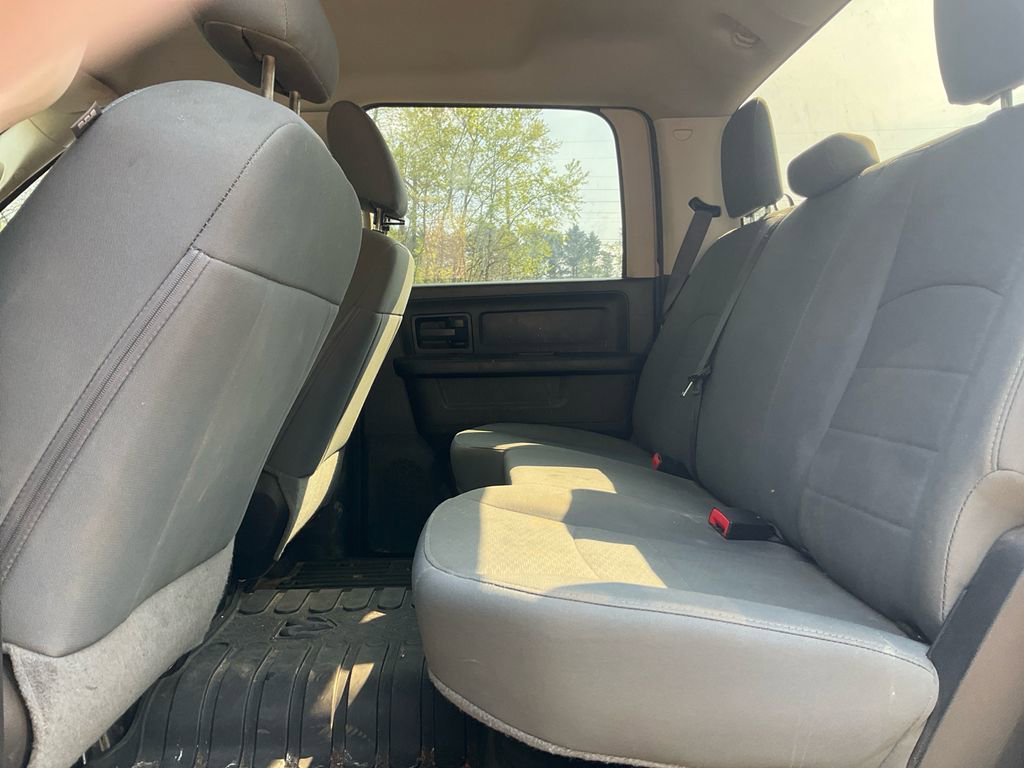 Used 2018 RAM 3500 Tradesman w/ Chrome Appearance Group image 14