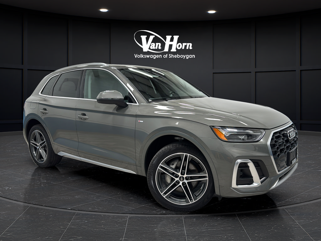 Used 2025 Audi Q5 e Premium Plus w/ Premium Plus Package AWD/4WD image 1