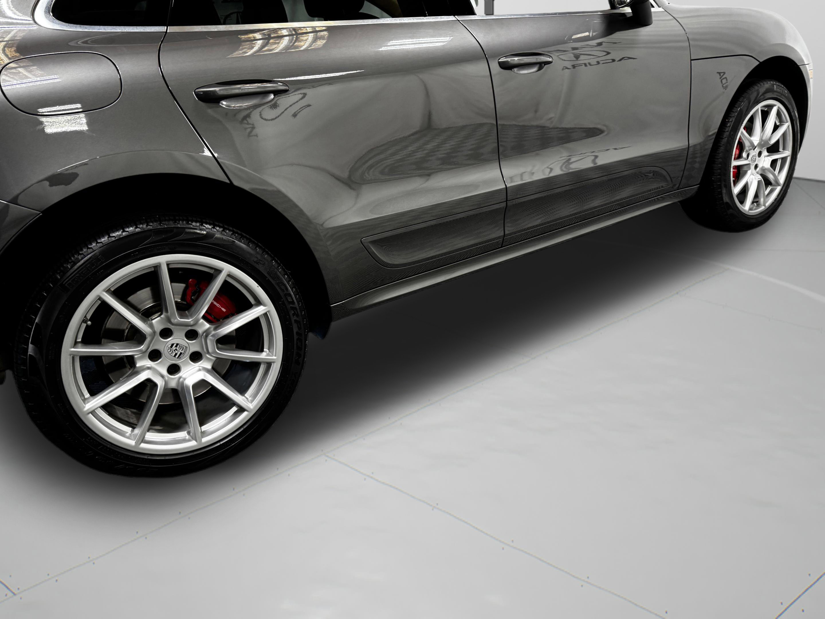 Used 2016 Porsche Macan Turbo image 58