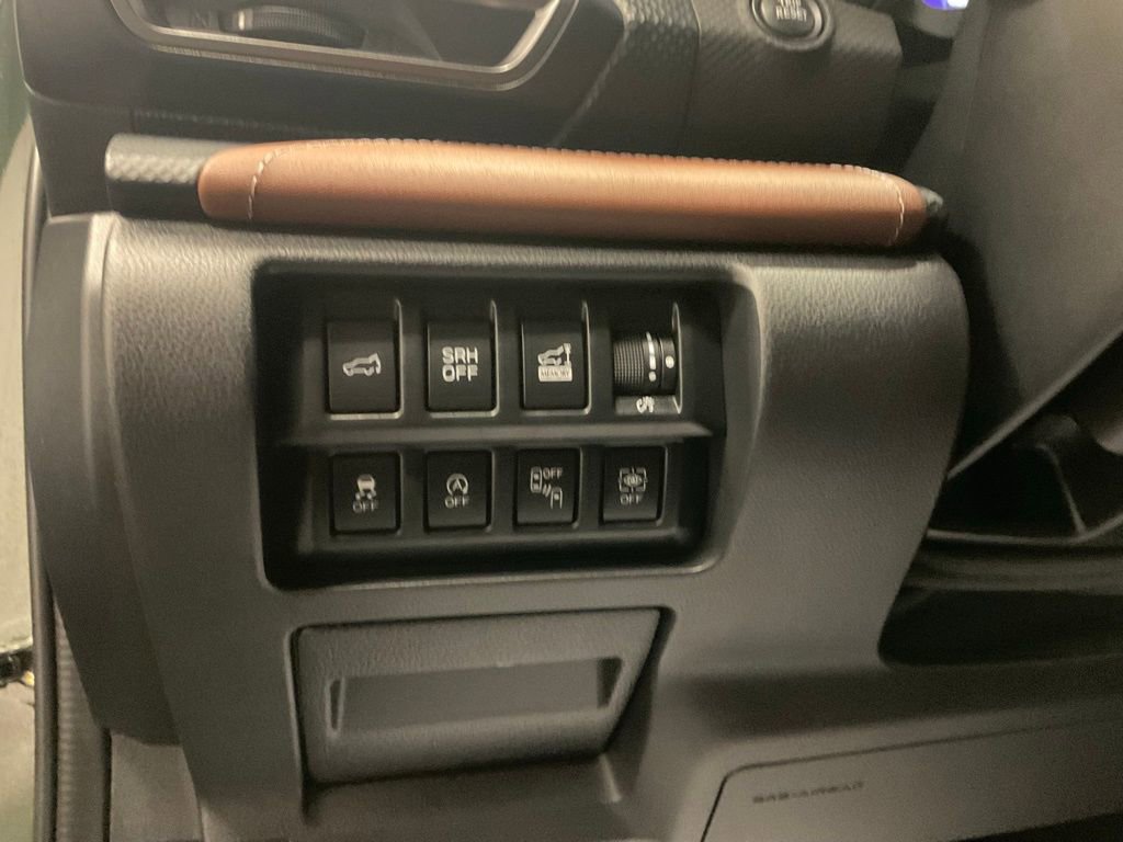 Used 2023 Subaru Forester Touring image 21