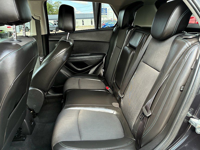Used 2015 Chevrolet Trax LT w/ LT Plus Package FWD image 20