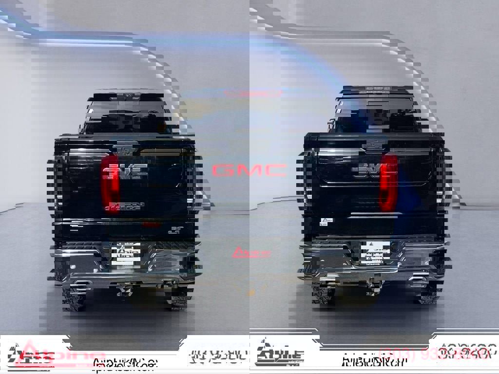 Used 2022 GMC Sierra 1500 SLT w/ SLT Premium Plus Package image 4