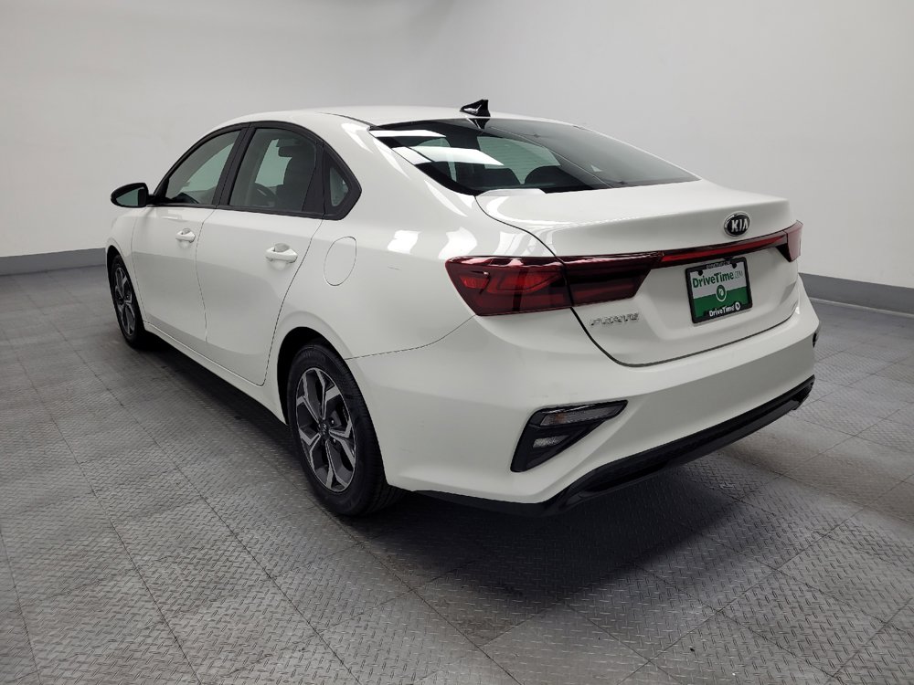 Used 2019 Kia Forte LXS FWD image 5