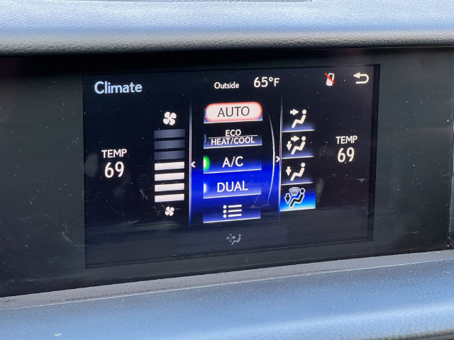 Used 2018 Lexus IS 300 AWD w/ Premium Package image 26