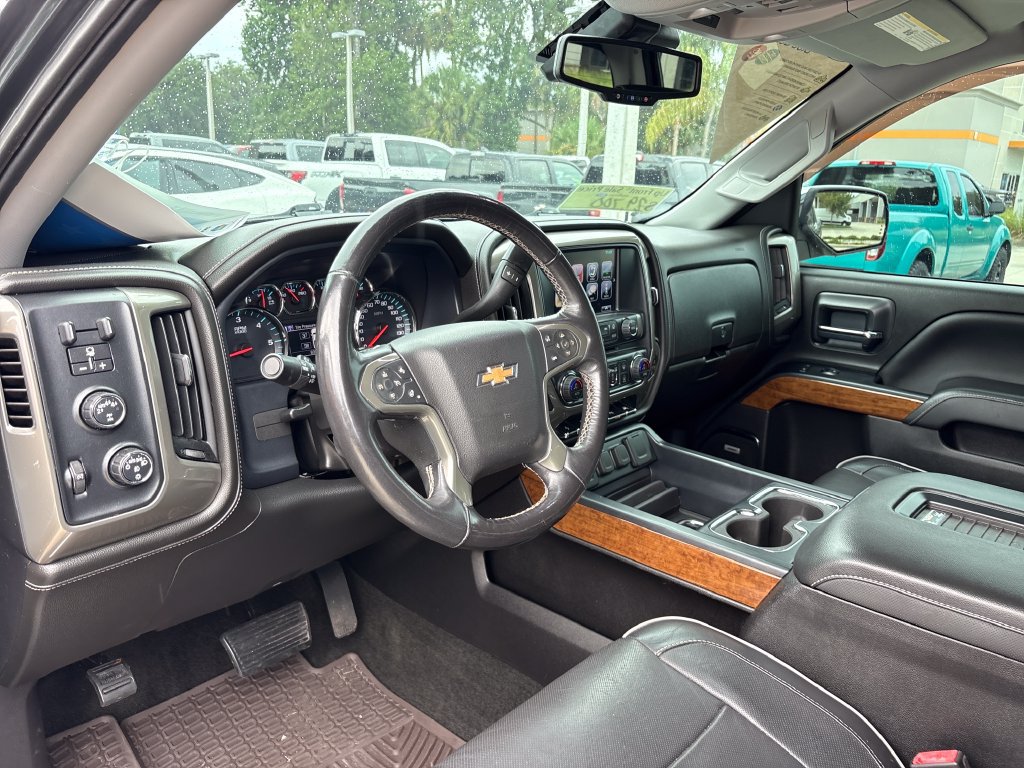 Used 2018 Chevrolet Silverado 1500 High Country AWD/4WD image 6